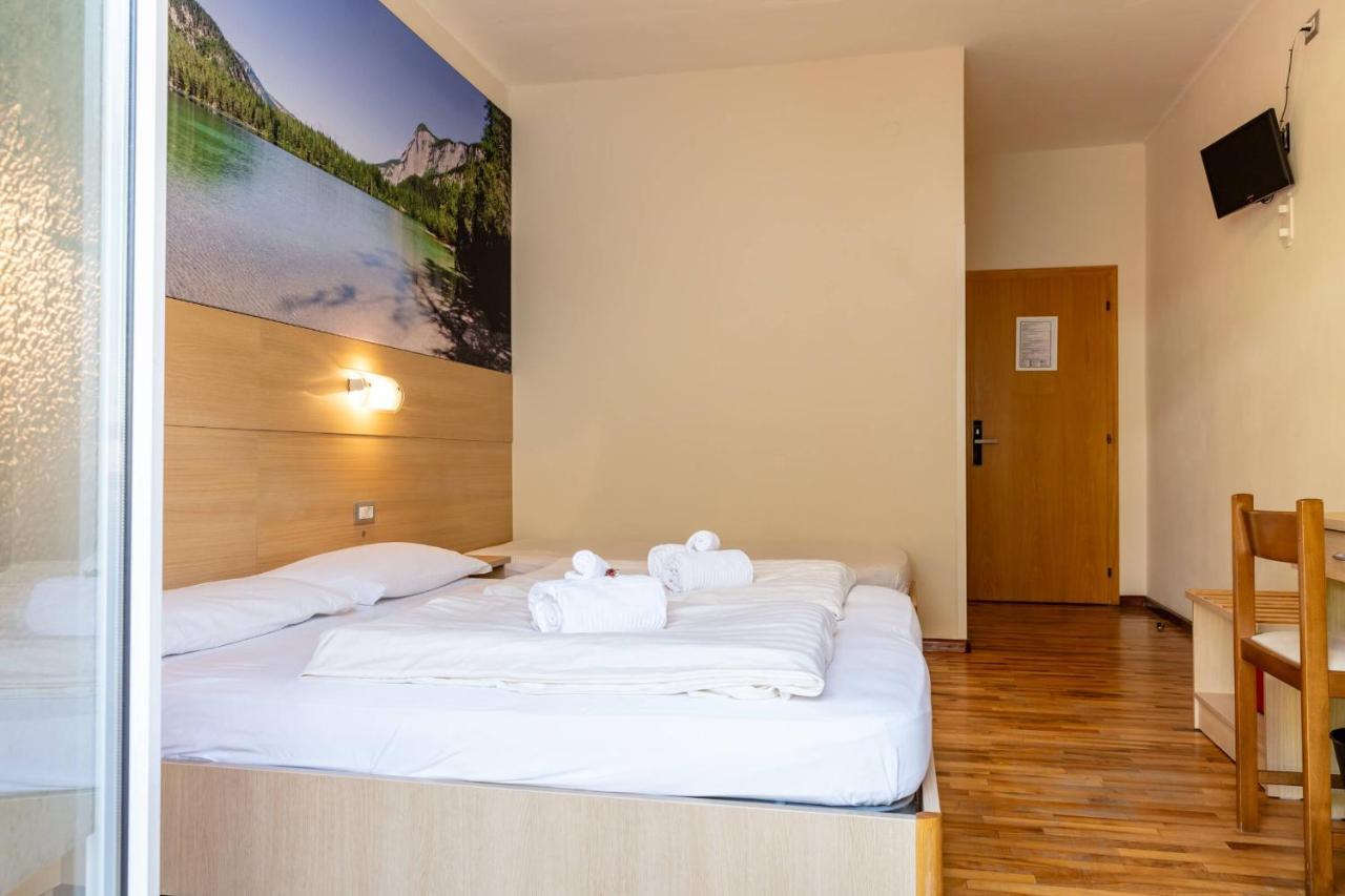 Hotel Lory - Molveno - Dolomiti Exterior foto